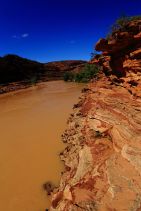 Loop walk by the Murchison river